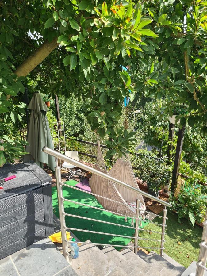 Cozy Room With A Beautiful Garden View Baunatal Dış mekan fotoğraf